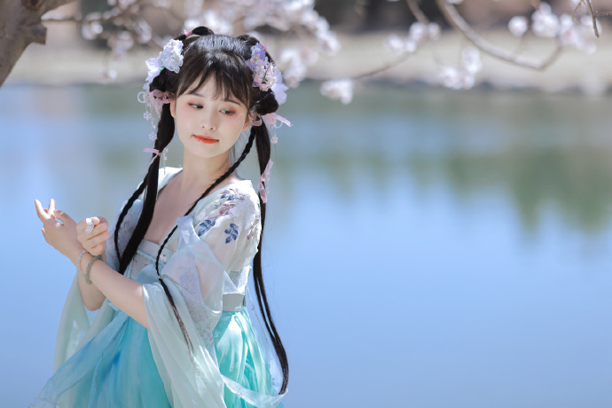 小丑2：双重妄想 海报